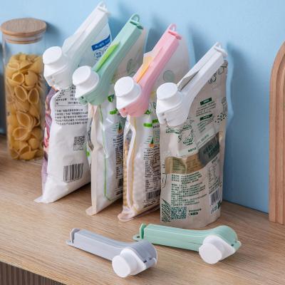 China 4pack Kitchen Storage Bag Clip Sealing Bag Stored Fresh Keeping Clips For Food Package for sale