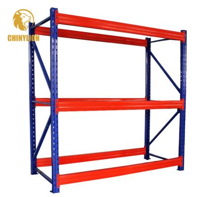 China Corrosion Protection Heavy Duty Pallet Racking Warehouse Pallet Stacking Rack With Protector for sale