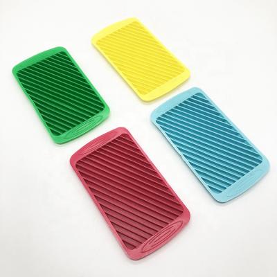 China Viable Tray Chocolate Mold Baking Mold Diagonal Soap Ice Silicone Food Grade Scratch Tool for sale