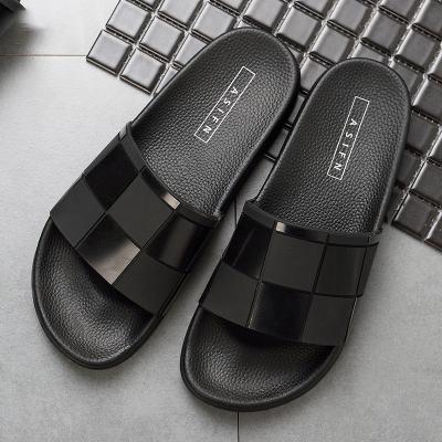 China 2021 fashion trend design massage comfortable soft men slip sandals slippers bedroom ladies slippers and comfortable outdoor sandals for sale