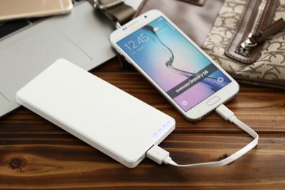 China Ultra thin Li-Polymer Power Banks / External Battery Pack for iPhone / Samsung Cellphone for sale