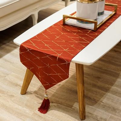 China Nordic European style jacquard tablecloth runner gold beige/red/blue/green table runner runner for table home decor for sale