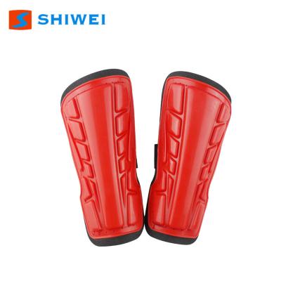 China SHIWEI-7015#Soccer Accessories Comfortable Shin Guard Football Shin Guard for sale