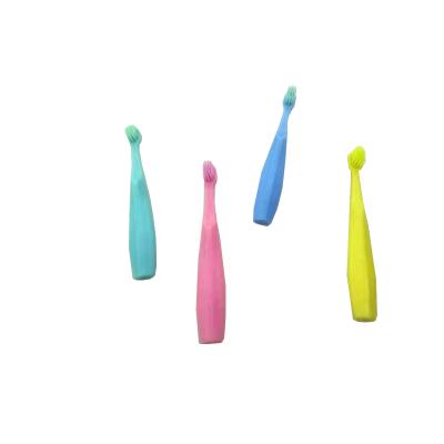 China Wholesale custom2-4 years old home cartoon children plastic toothbrush for sale