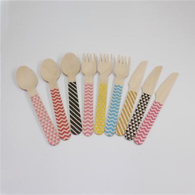 China Hot Selling Disposable Wooden Fork Spoon Knife 14cm Health Dishes Tableware Cutlery Set for sale