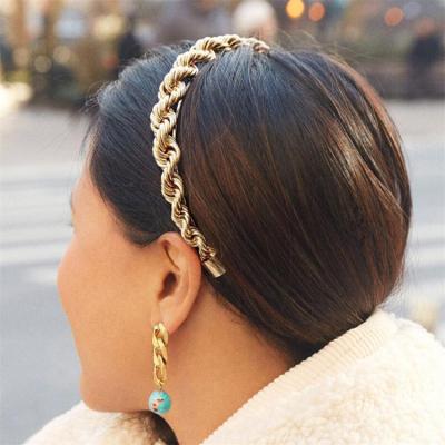 China New Daily Use Twist Shaped Hair Accessories For Women Alloy Gold Metal Chain Headband for sale