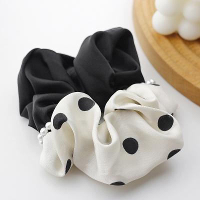 China Korean Fashion Hair Scrunchies YiYi Dots Black White Contrast Color Hair Accessories Pearl Satin Elastic Hair Bands For Women for sale