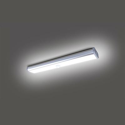 China Iluminação antidesgaste sob o armário da cozinha, luzes LED multicena sob o armário à venda