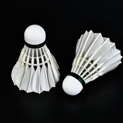 China Tournament hotsale top level OEM 3 IN 1 hybrid badminton feather and nylon shuttlecock for sale