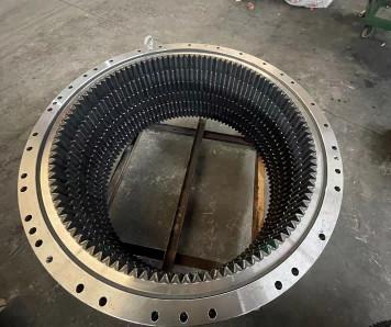 China 81Q5-01020 SLEWING BEARING SLEWING RING EXCAVATOR R210-9 (Behälter, die mit einem Schleiflager ausgestattet sind) zu verkaufen