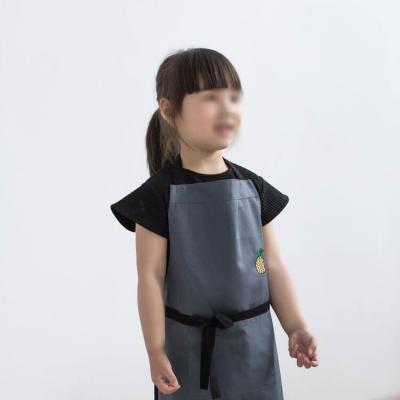 China Custom Logo Sublimation Pocket Cotton Kids Waterproof Cleaning Drawing Aprons for sale