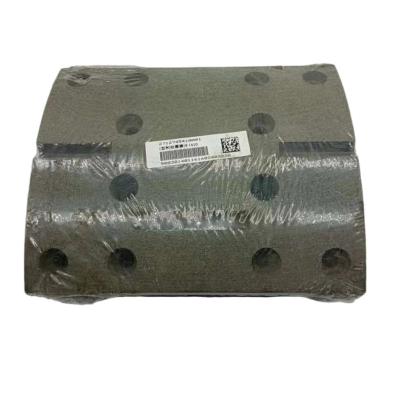 China Sinotruk howo semi metallic duty friction material semi truck brake pads for sale