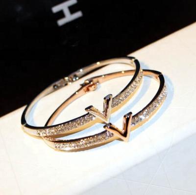 China Big New Fashion Designer Smart Charm Bracelets Letter V Bangle Bracelet Jewelry Women S00166 Statement Bracelets Trendy Elegant TRENDY Rhinestone for sale