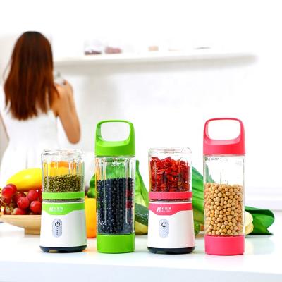 China Amazon Factory Price Fruit Juice Blender Easy Handling Refillable Portable Juicer for sale