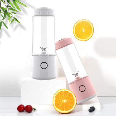 China Car Wholesale Price Portable USB Mini Fruit Blender Juice Cup Rechargeable Juicer for sale