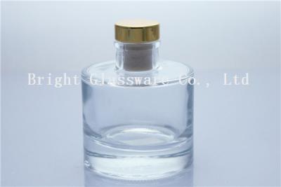 China round glass perfume bottle with wooden lid for sale