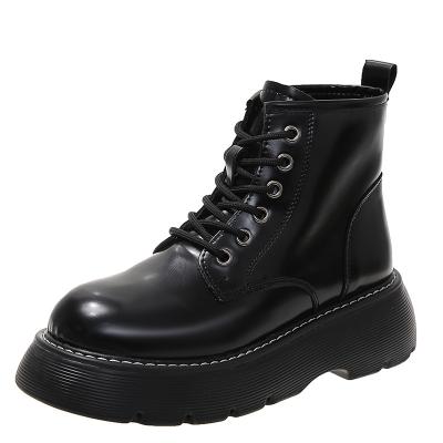 China 2022 Martin Chelsea Boots PU Heel Shoes 2022 Waterproof Anti Slippery Girl Black Thick Square Boots for Women and Ladies for sale