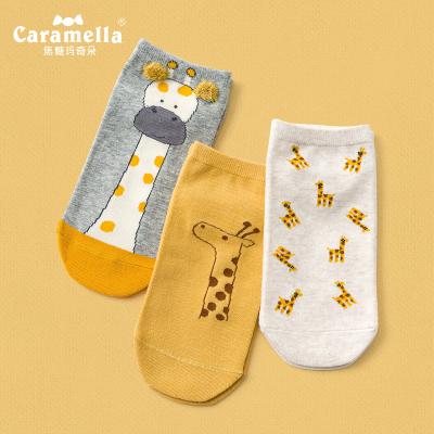 China Caramella women ladies anti-slip giraffe animal patterned no show ankle cotton thongs low briefs socks 3pairs for sale