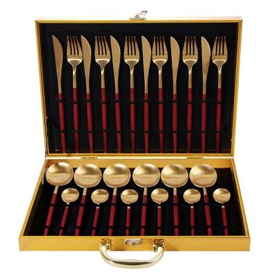 China Bulk Viable Luxury Wedding Gold Flatware Silverware Restaurant 24pcs Red Cutlery Set Red Gold 304 Stainless Steel Spoon Fork Knife for sale