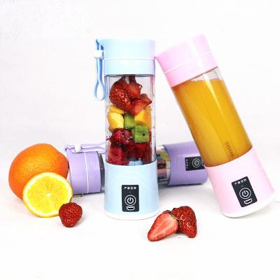 China 401mL-600mL Mixing Juicer Cup Mini Household Juicer Portable Multifunctional Automatic Electric Fruit Juicer for sale