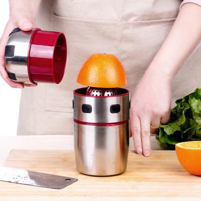 China Household Mini Juice Press Lemon Juice Holder Stainless Steel Handmade Orange Manual Squeezer for sale