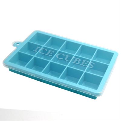 China Durable Kitchen Gadgets 15 Or 26 Ice Cube Trays With Spill-Resistant Removable Lid for sale