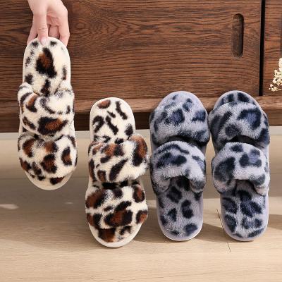 China Fashion Trend Fur House Slippers Winter Fashion Soft Bottom Plush Plush Home Simple Custom Made Indoor Women Fluffy Slippers for sale