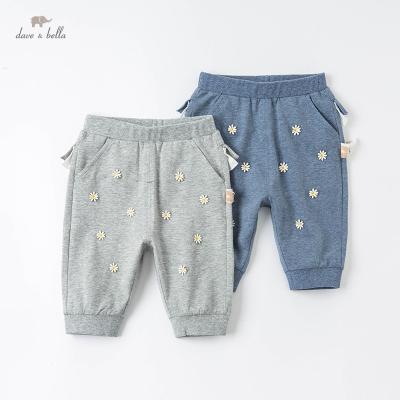 China DB17443 summer casual pants dave bella babies fashion floral kids pants pockets calf length kids pants toddler infant trousers for sale