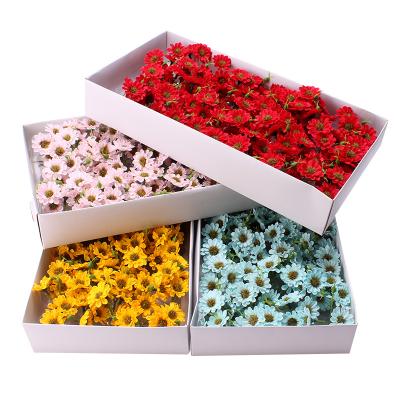 China Modern Decorative Accessories Home Decor Box Packing Gerbera Daisy Red Flower Flores Artificiales Soap Flower Head Arrangement for sale