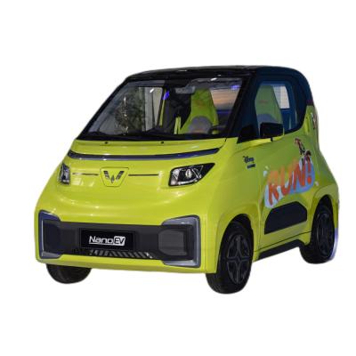 China Wuling Nano Nick Ev 2 Sitzplätze 4 Räder Elektroauto Erwachsener 305km Reichweite Schnellladung 4.5H/13.5H zu verkaufen