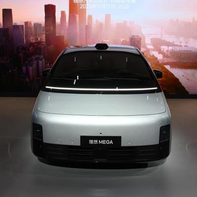 China 2023 MAX MPV Li Mega Auto EVC Car with 400KW Total Motor Power and 700KM CLTC Range for sale