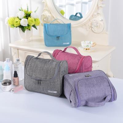 China Portable Waterproof Wholesale Makeup Bag Fashion Toiletry Hanging Toiletry Bag for sale