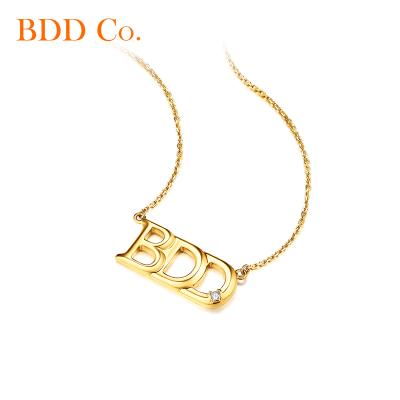 China FASHIONABLE Moissanite 18k Solid Gold Necklace Pendant Lab Diamond Jewelry Gift For Women Original Design for sale