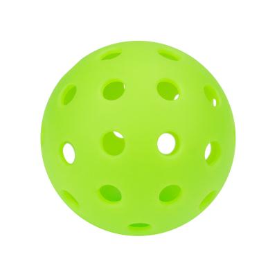 China Can Be Customized Hot Selling 40 Holes Outdoor Balls 74mm Diameter Pickleballs Balls Green Color For Outdoor Sports for sale