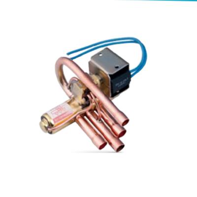 China Heater Parts 3-TON 4-WAY REVERSING VALVE WITH COIL 220VAC, 50/60 HERTZ, 6/5 WATT, 1/2