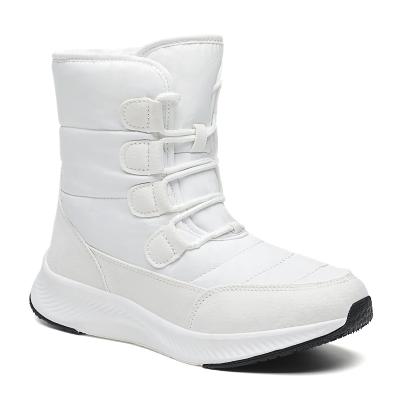 China Deodorization 2021 large size snow boots new winter ladies shoes high top cotton plus velvet women boots for sale