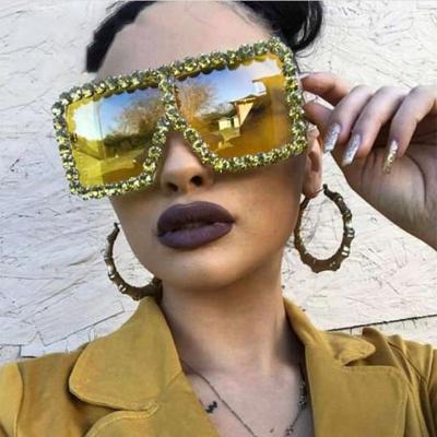 China Fashion Sunglasses Big Frame Sun Glass Luxury Women Adjust Shades Bling Diamond Sunglasses Oversized 2021 Shape for sale