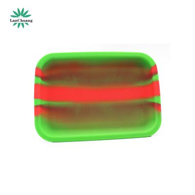 China Tray US Best Seller Assorted Color Silicon Rolling Tray Tobacco Smoking Tray With Customize for sale