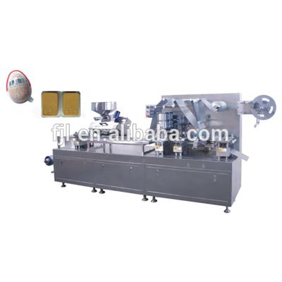 China Automatic Plastic CLOTHING Vacuum Packing Machine , Forming Filling Sealing And Cutting Machine for sale