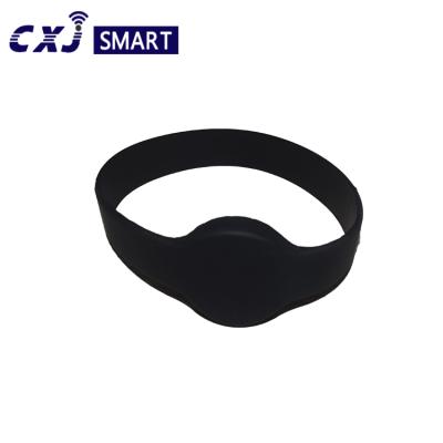 China Colorful Waterproof/Waterproof Wristband 13.56mhz Chip Nfc Rfid Silicone Waterproof Nfc Silicone Wristband for sale