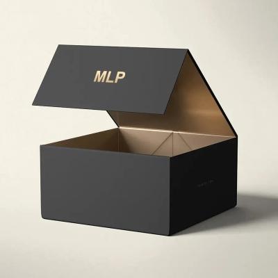 China Exquisite Magnetic Suction Case Gift Packing Box Boutique Packing And Shipping Box for sale