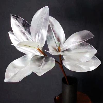 China 2019 latest plant waterproof high quality artificial large PU magnolia leaves for home decoration, event decoration, wedding deco for sale