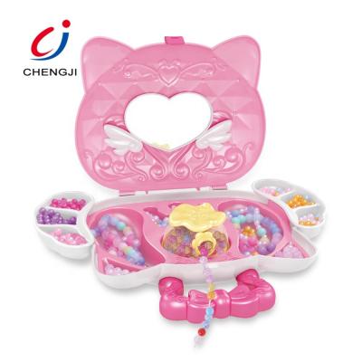 China Beauty Game Dresser Kids Pretend Makeup Set, Pretend Play Toys Diy Jewelry Suitcase Makeup Set For Girls CJ-1373436 for sale