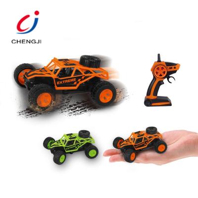 China RC Model 1:40 Kids Contol Powerful Climbing High Speed ​​Car Mini RC Radio RC, High Speed ​​RC Car Remote Control Toys for sale