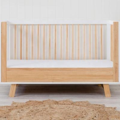 China Eco - Friendly Materials Popular Baby Furniture White Baby Cradle / Baby Crib for sale