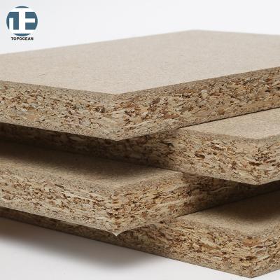 China Scandinavian TOPOCEAN 16mm 18mm 25mm E0/E1/E2 Laminated Particleboard Sheet Melamine Chipboard Chipboard for sale