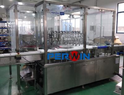 China Relleno automático y tapar la pequeña botella de cristal de la máquina con la pantalla táctil del Lcd en venta