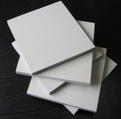 China 4X8ft Eco-friendly White PVC Board and PVC Sheet Manufacturer for Cabinet Decoration PVC Foam Board for sale