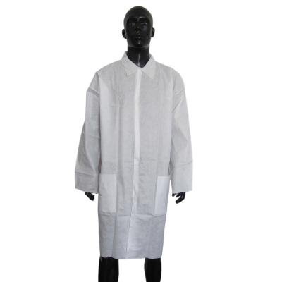 China High Quality Breathable PP Nonwoven Disposable Visitor Lab Coat for sale