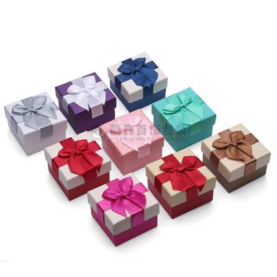 China Custom Paper Jewelry Ring Earring Pendant Bracelet Box Luxury Paper Jewelry Box for sale